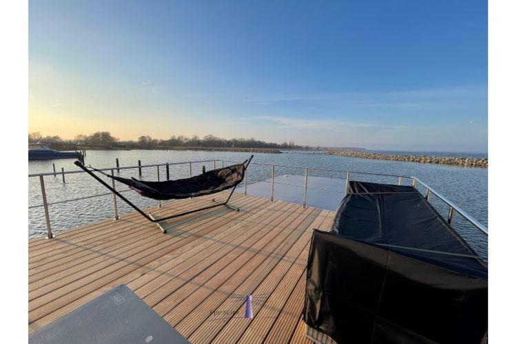 Hausboot Fjord Haven Mit Biosauna In Barth Esterno foto
