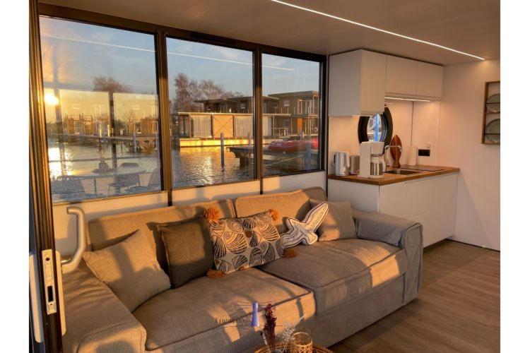 Hausboot Fjord Haven Mit Biosauna In Barth Esterno foto